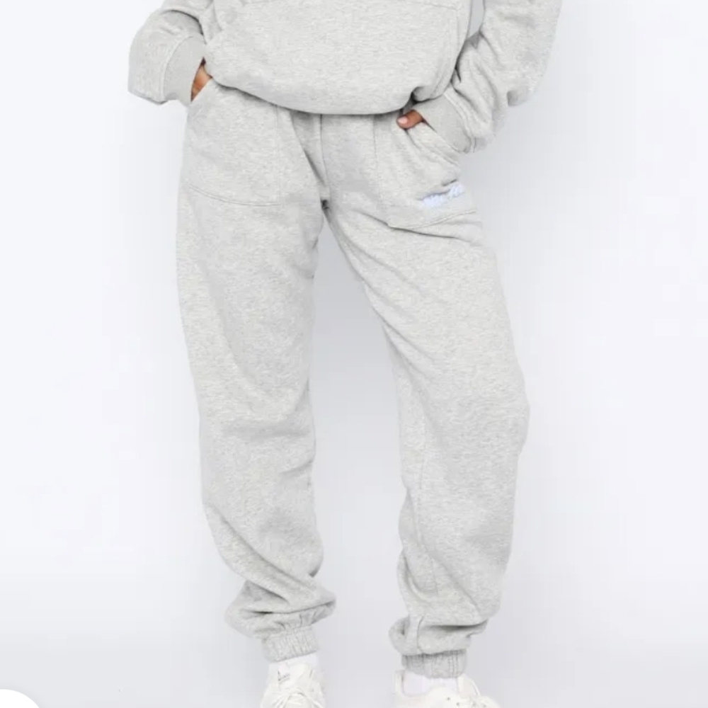 NWT White Fox Era 8 Skymelt Pants